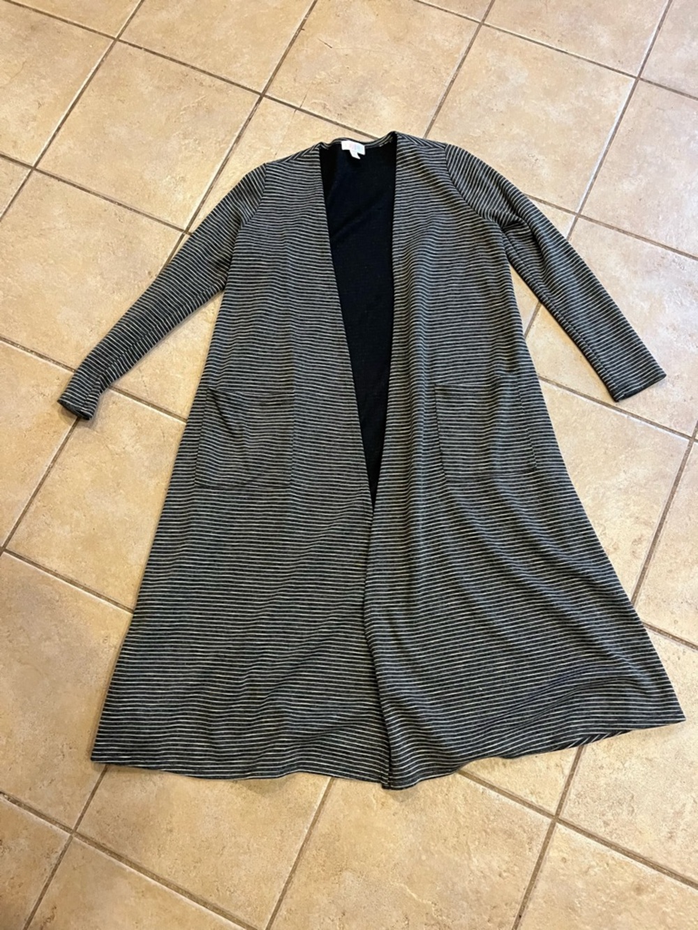 LuLaRoe Dress Long Cardigan with Pockets - Black & Gray